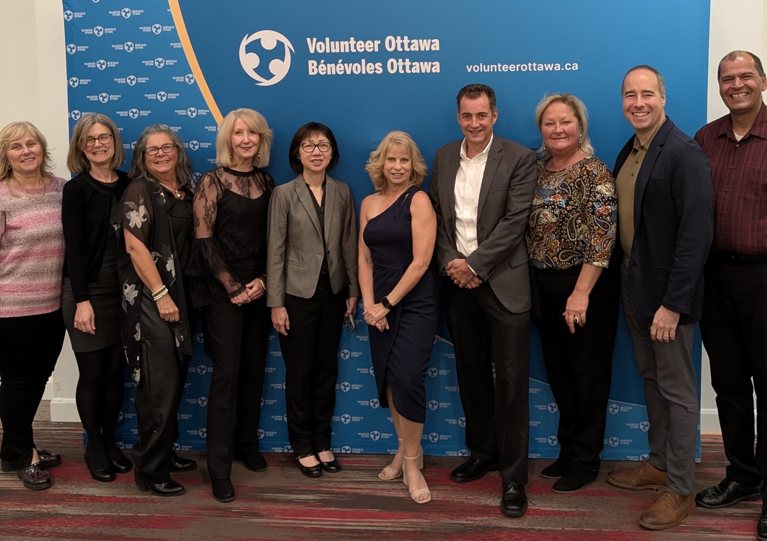 Ciena Ottawa team members accepting the VOscars award